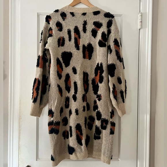 Sweater- Small - Picture 3 of 7